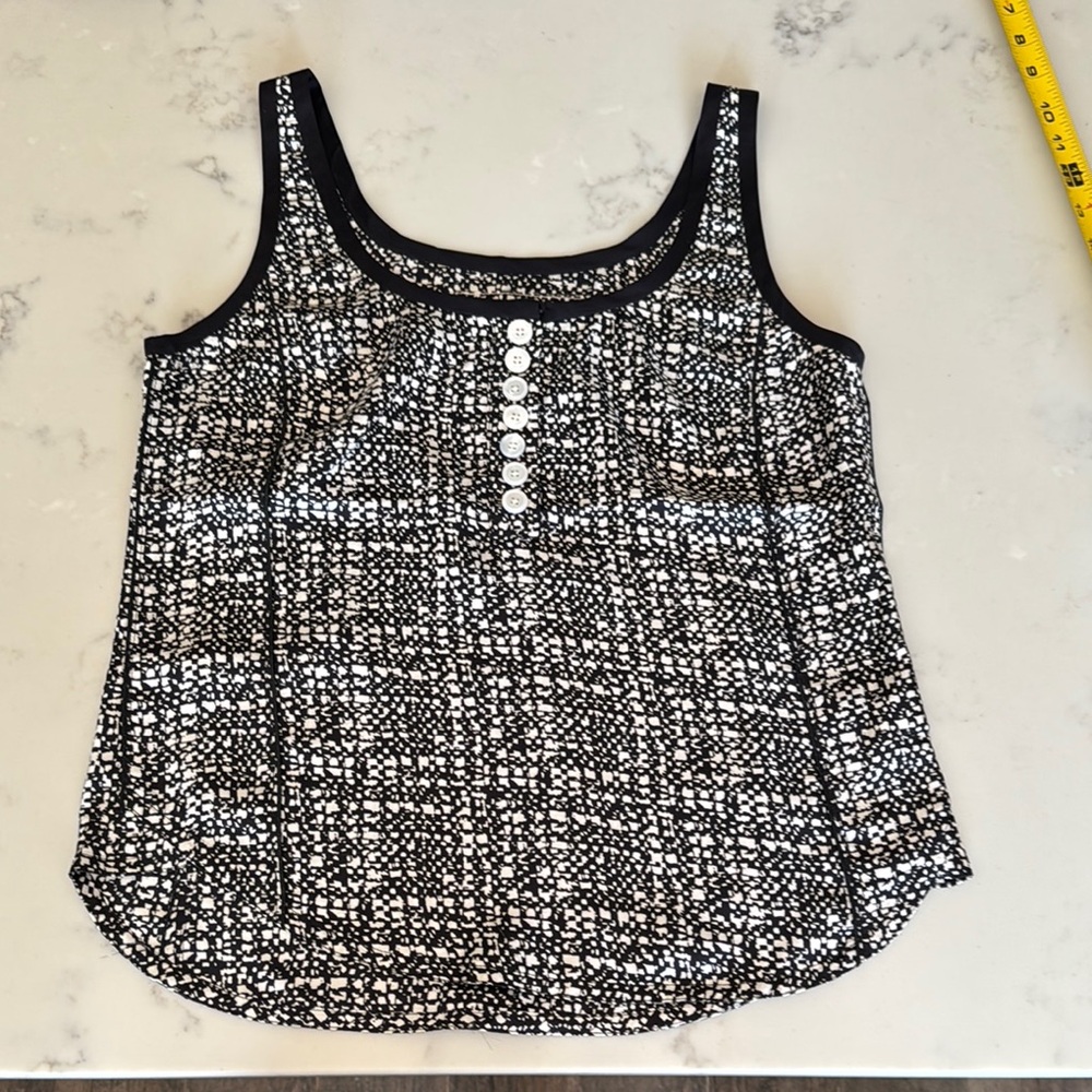 Marc Jacobs 100% Silk Black and White Sleeveless Tank Top